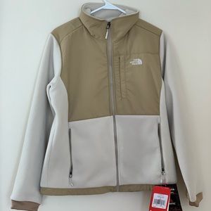 Tan North Face Denali 2 Jacket (women’s medium)